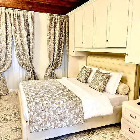 Mh 3202 Apartman Velence